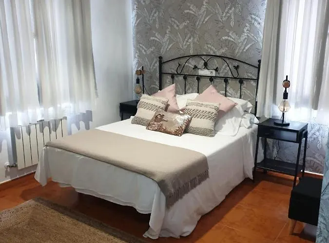 El Bodegon De Luis 3* Hinojedo