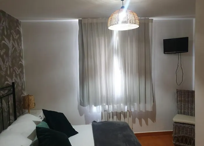 El Bodegon De Luis بيت ضيافة Hinojedo